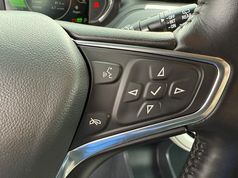 Chevrolet Bolt EV Vehicle Full-screen Gallery Image 14