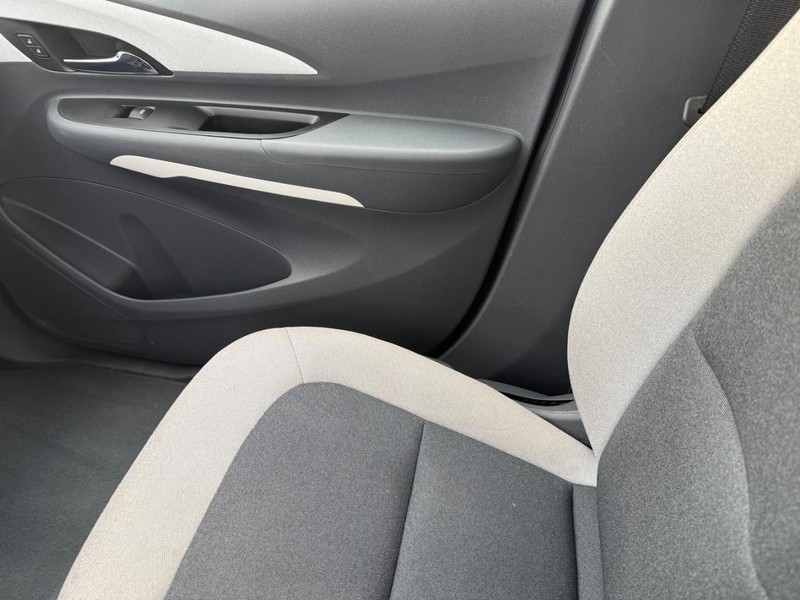 Chevrolet Bolt EV Vehicle Full-screen Gallery Image 20