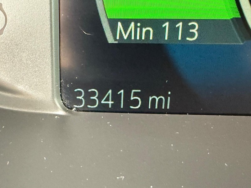 Chevrolet Bolt EV Vehicle Full-screen Gallery Image 22