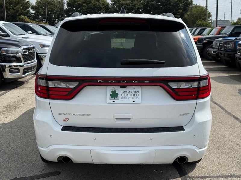 Dodge Durango Vehicle Full-screen Gallery Image 04