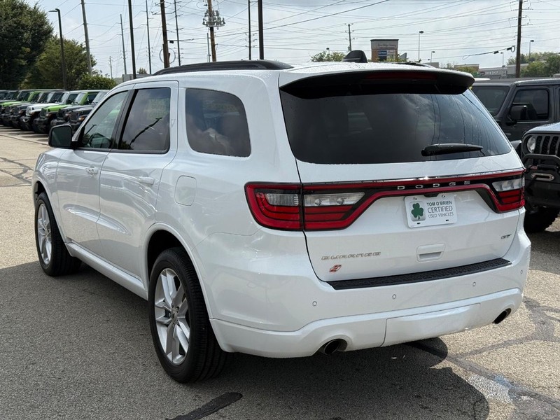 Dodge Durango Vehicle Full-screen Gallery Image 05