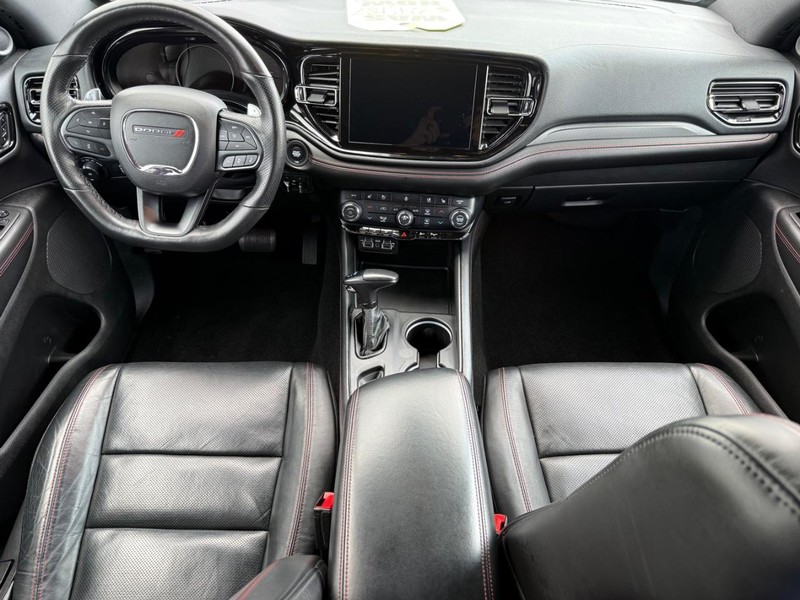 Dodge Durango Vehicle Full-screen Gallery Image 14