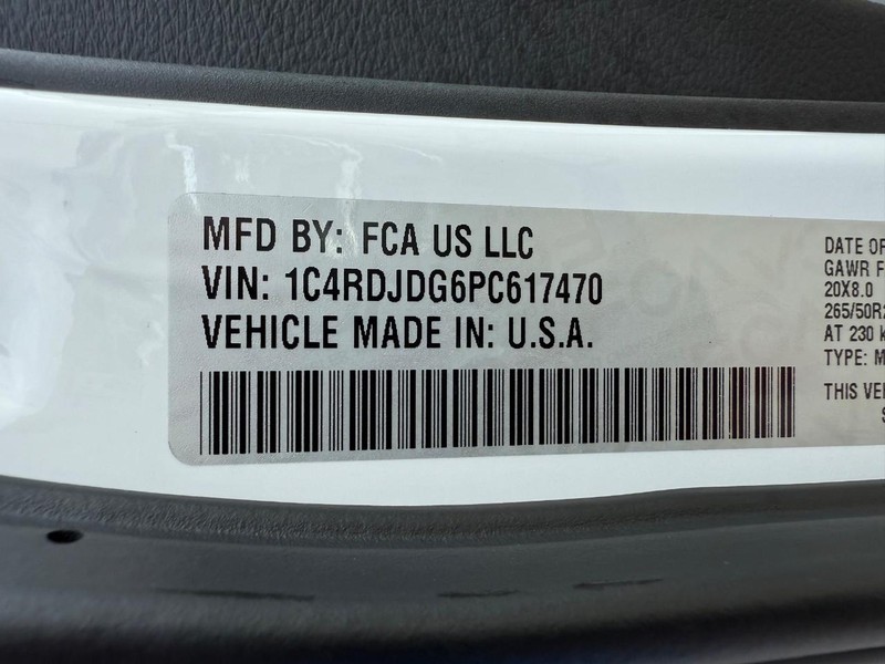 Dodge Durango Vehicle Full-screen Gallery Image 30