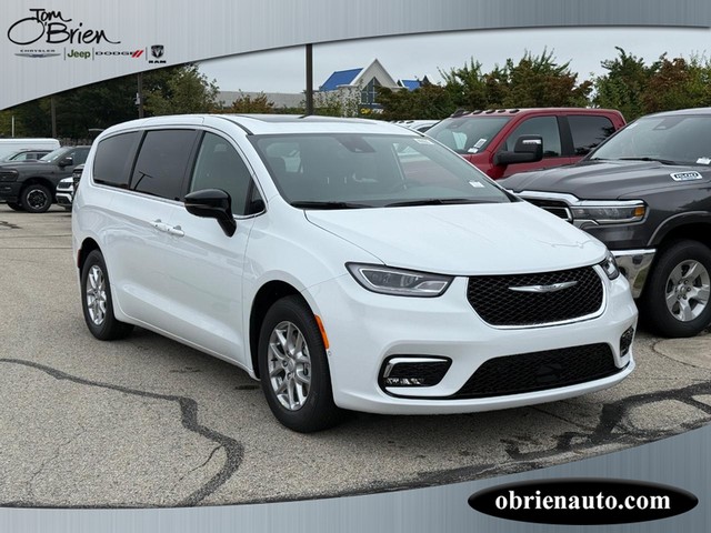 2026 Chrysler Pacifica Select at Tom O'Brien Chrysler Jeep Dodge Ram in Indianapolis IN