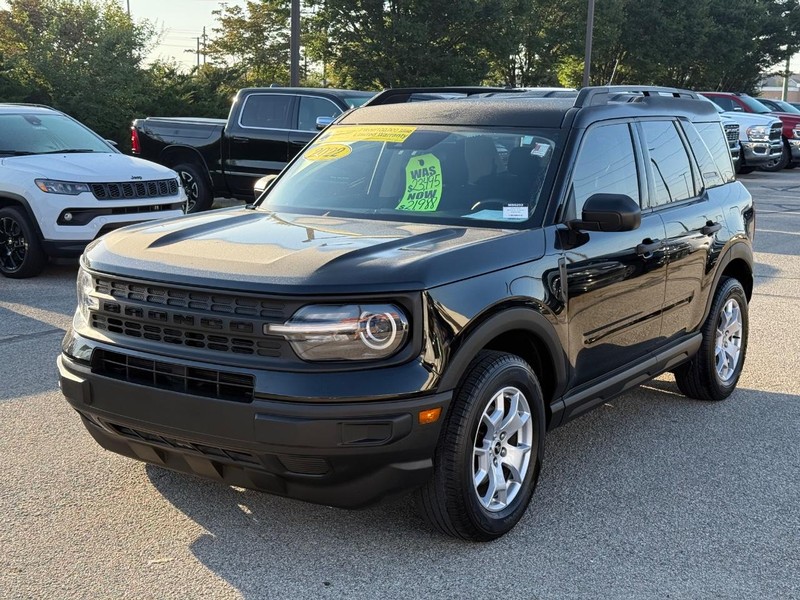 Ford Bronco Sport Vehicle Full-screen Gallery Image 08