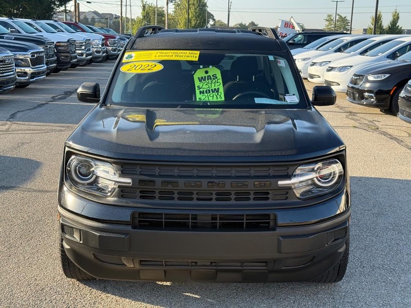Ford Bronco Sport Vehicle Full-screen Gallery Image 09