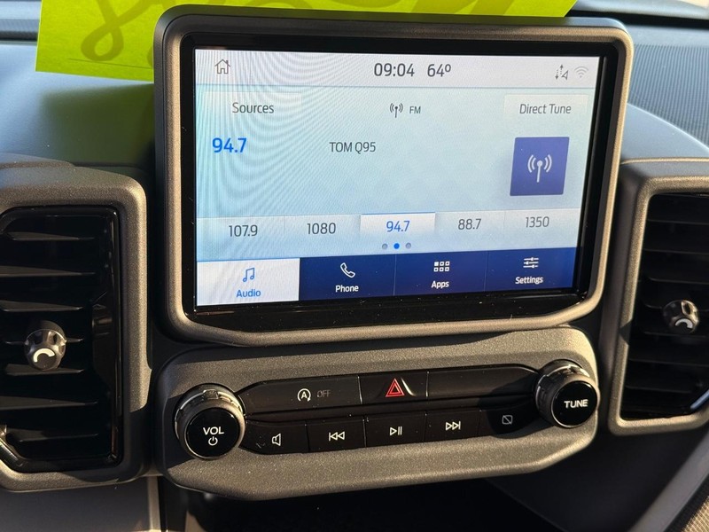 Ford Bronco Sport Vehicle Full-screen Gallery Image 15