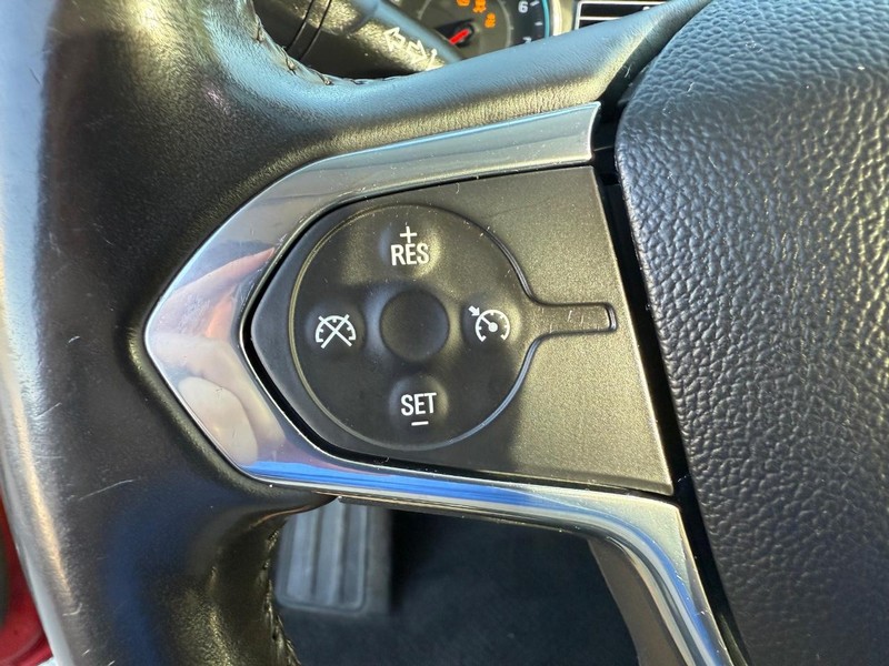 Chevrolet Traverse Vehicle Full-screen Gallery Image 15