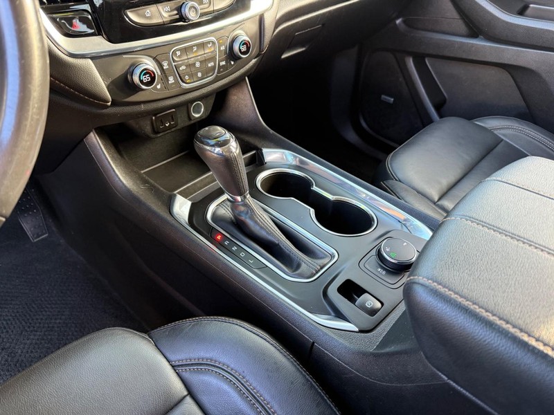 Chevrolet Traverse Vehicle Full-screen Gallery Image 22