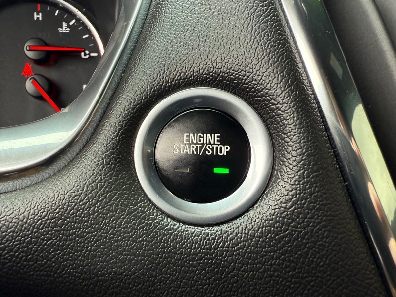 Chevrolet Traverse Vehicle Full-screen Gallery Image 17