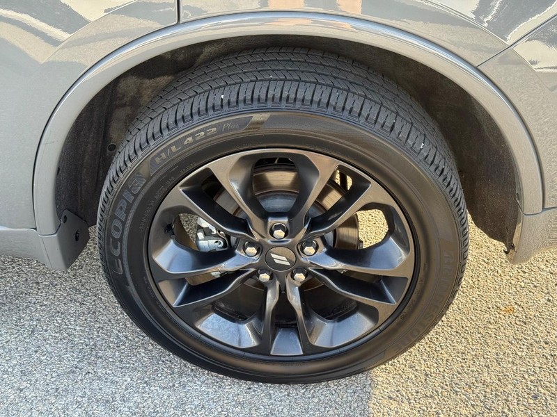 Dodge Durango Vehicle Full-screen Gallery Image 06