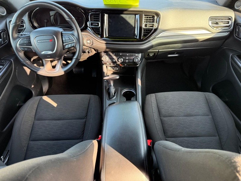 Dodge Durango Vehicle Full-screen Gallery Image 13