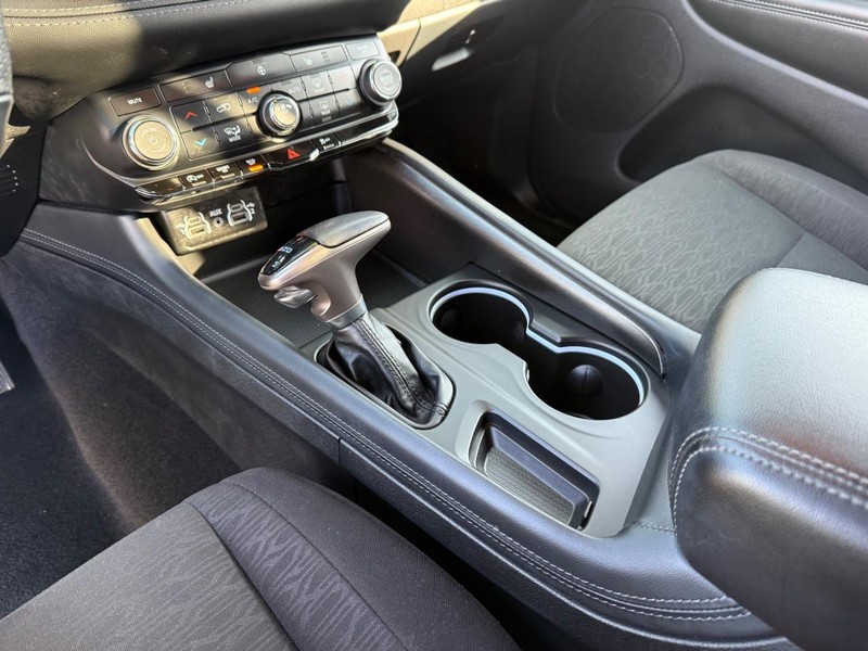 Dodge Durango Vehicle Full-screen Gallery Image 22