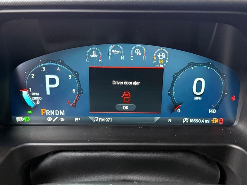 Ford Bronco Vehicle Full-screen Gallery Image 22