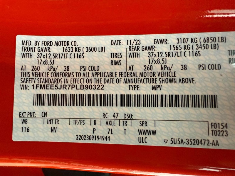 Ford Bronco Vehicle Full-screen Gallery Image 26