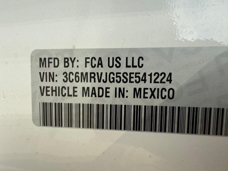 Ram ProMaster Cargo Van Vehicle Full-screen Gallery Image 25