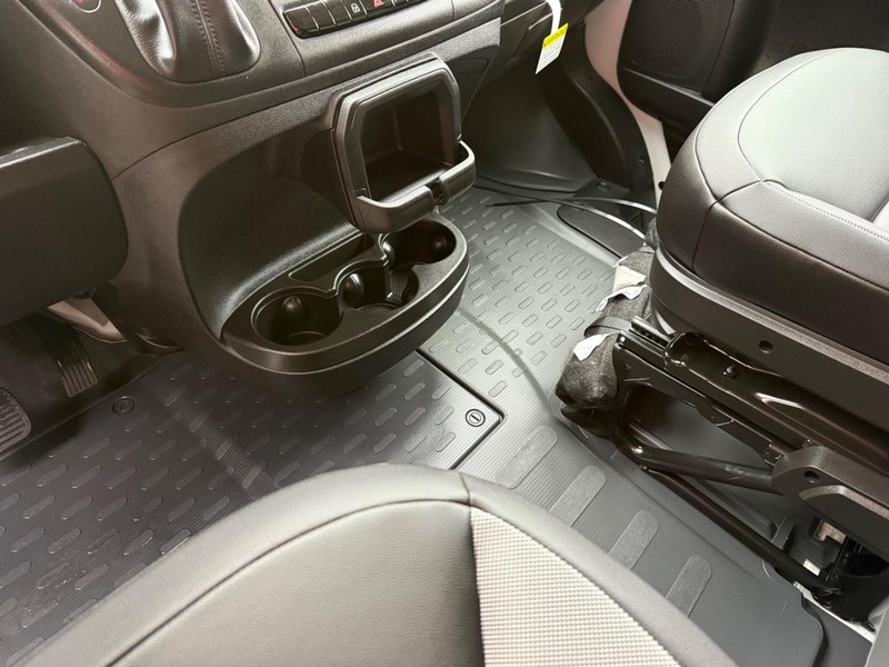 Ram ProMaster Cargo Van Vehicle Full-screen Gallery Image 20