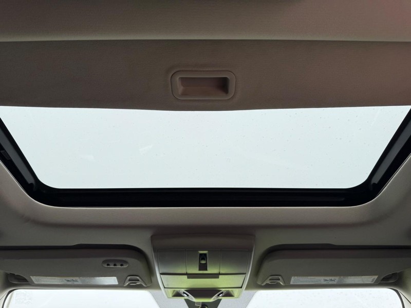 Dodge Journey Vehicle Full-screen Gallery Image 12