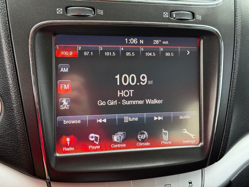 Dodge Journey Vehicle Full-screen Gallery Image 18