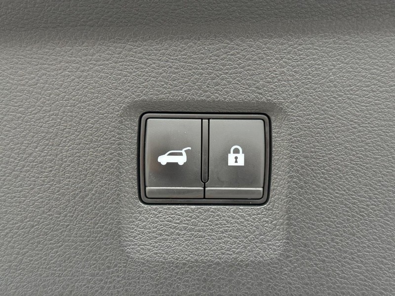 INFINITI QX60 Vehicle Full-screen Gallery Image 08