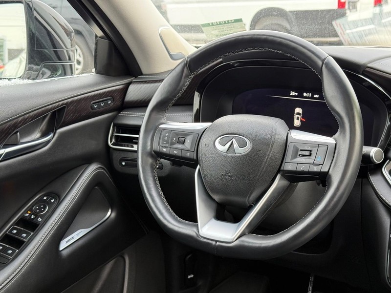 INFINITI QX60 Vehicle Full-screen Gallery Image 14