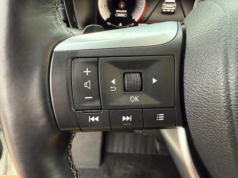 INFINITI QX60 Vehicle Full-screen Gallery Image 15
