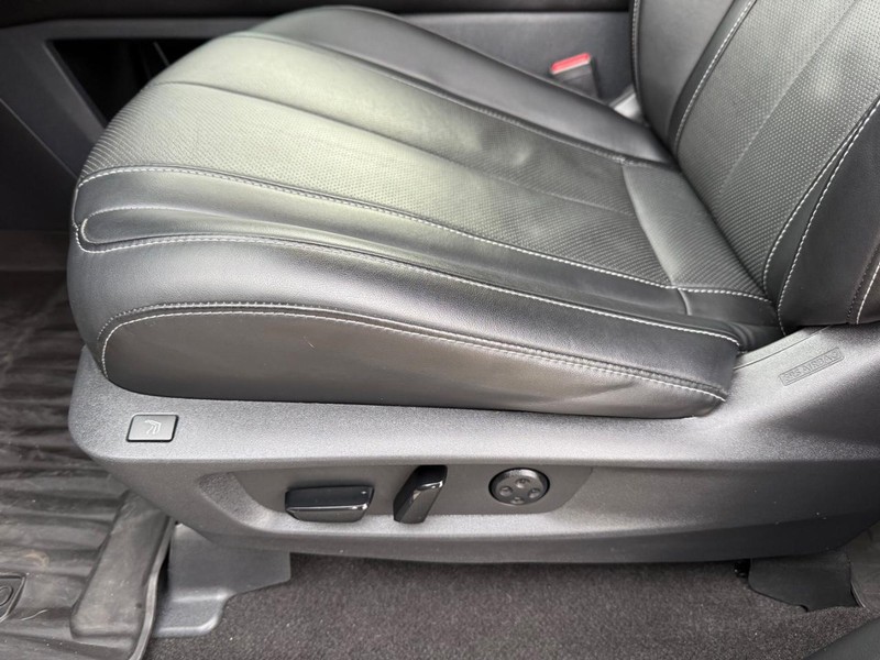 INFINITI QX60 Vehicle Full-screen Gallery Image 28