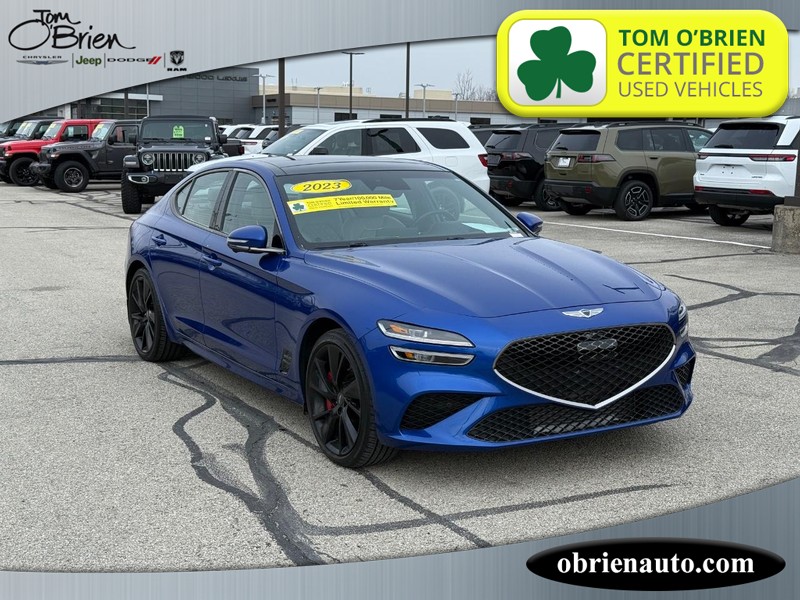 Genesis G70 Vehicle Full-screen Gallery Image 01