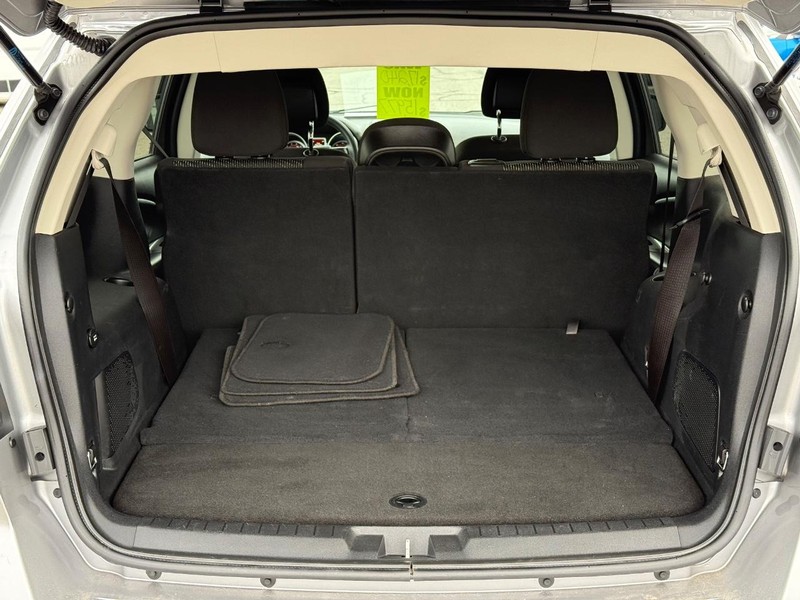 Dodge Journey Vehicle Full-screen Gallery Image 07