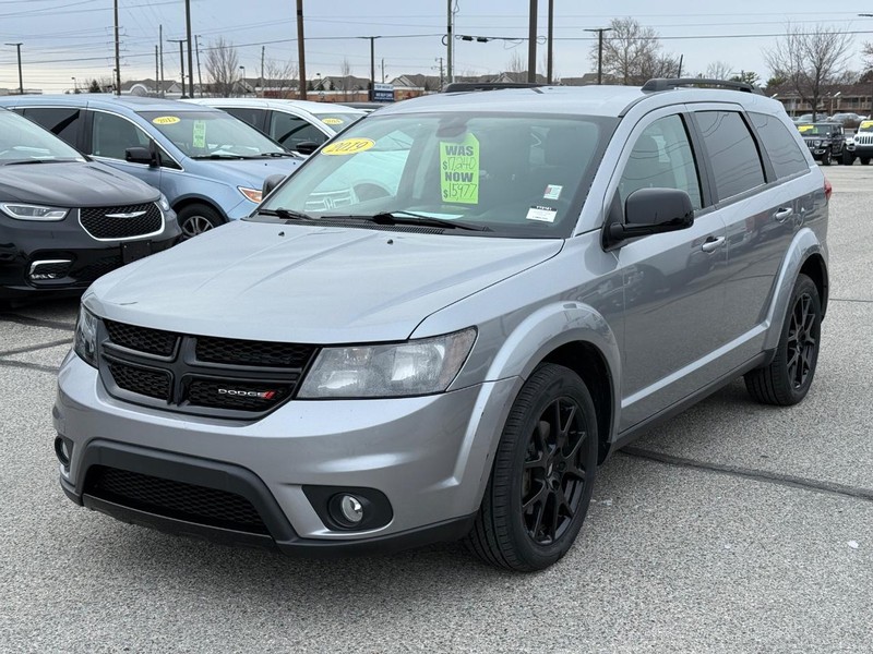 Dodge Journey Vehicle Full-screen Gallery Image 08