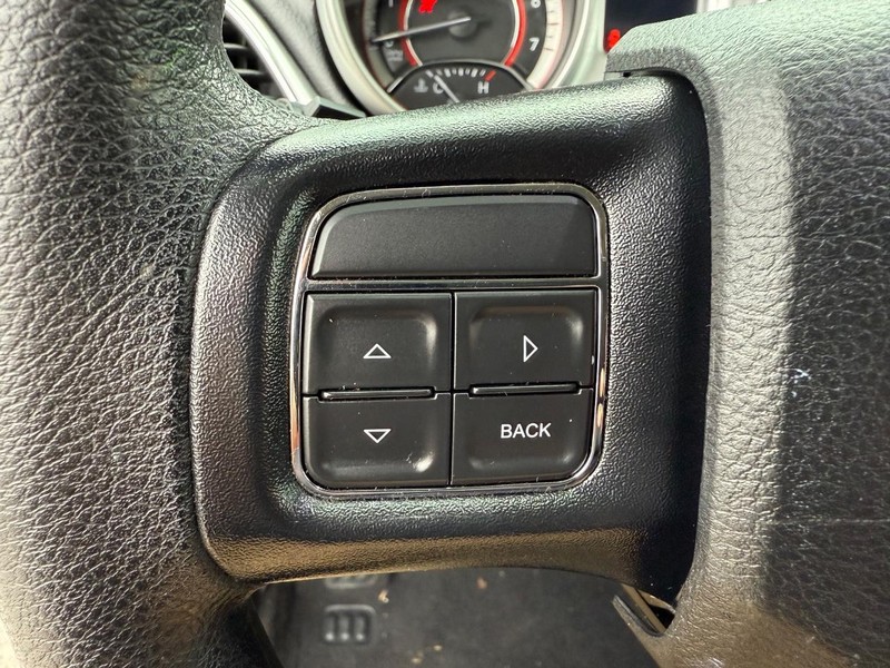 Dodge Journey Vehicle Full-screen Gallery Image 13