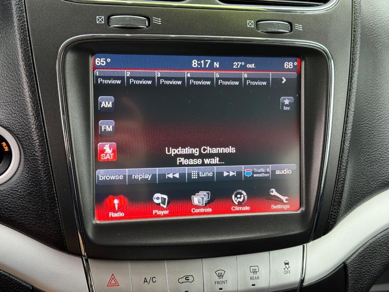 Dodge Journey Vehicle Full-screen Gallery Image 16