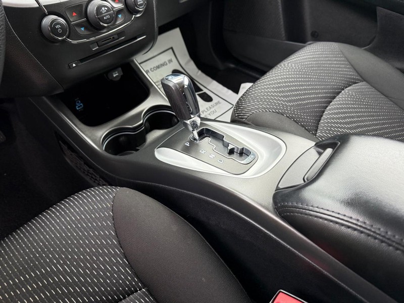 Dodge Journey Vehicle Full-screen Gallery Image 19