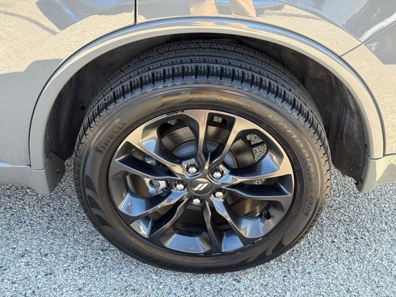 Dodge Durango Vehicle Full-screen Gallery Image 06