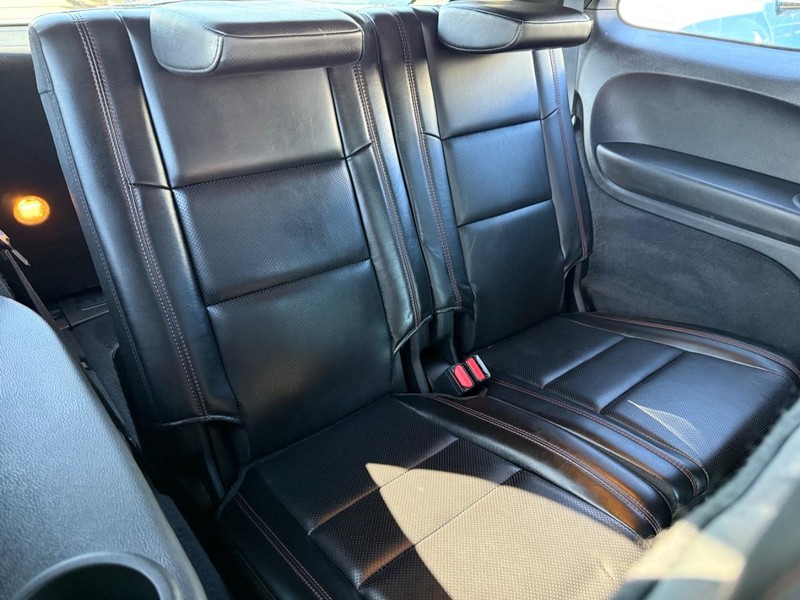 Dodge Durango Vehicle Full-screen Gallery Image 12