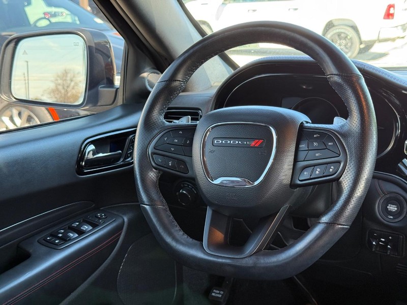 Dodge Durango Vehicle Full-screen Gallery Image 15