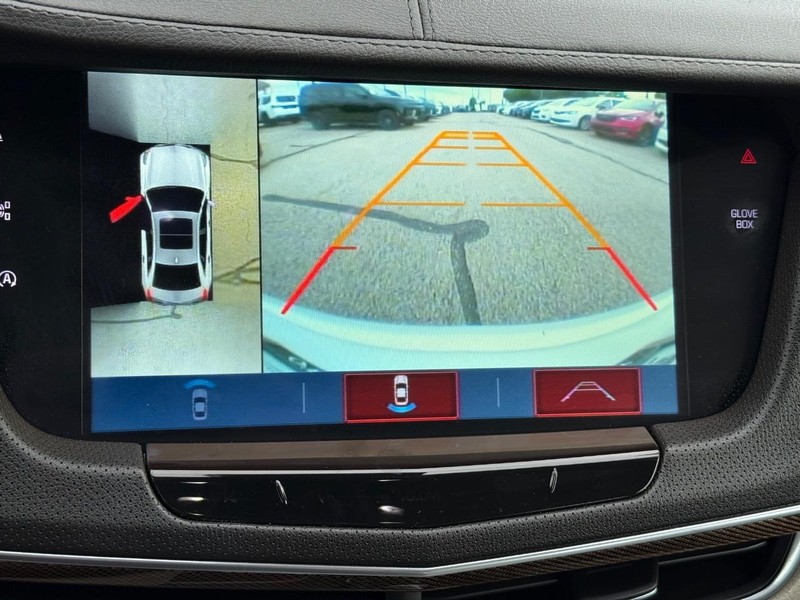 Cadillac CT6 Vehicle Full-screen Gallery Image 20