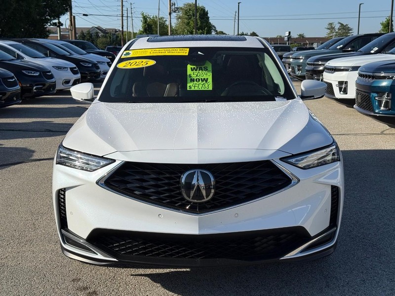 Acura MDX Vehicle Full-screen Gallery Image 10
