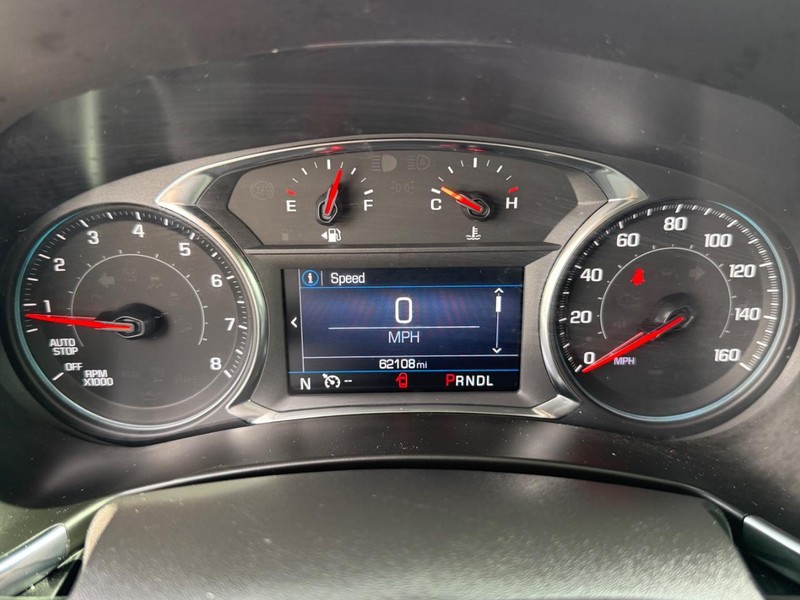 Chevrolet Equinox Vehicle Full-screen Gallery Image 23