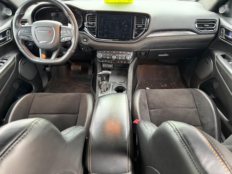 Dodge Durango Vehicle Full-screen Gallery Image 14