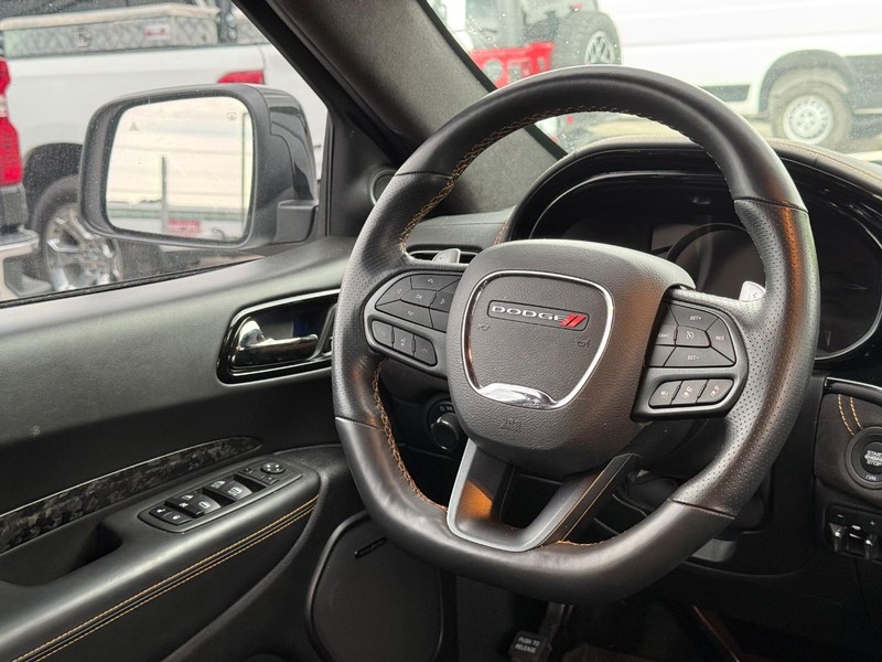 Dodge Durango Vehicle Full-screen Gallery Image 15