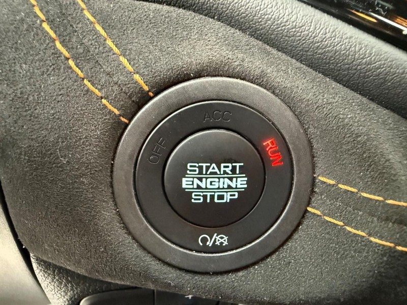 Dodge Durango Vehicle Full-screen Gallery Image 18