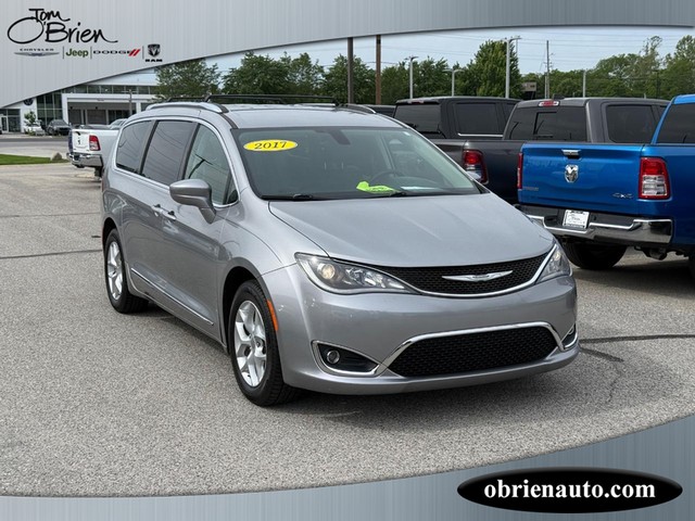 more details - chrysler pacifica
