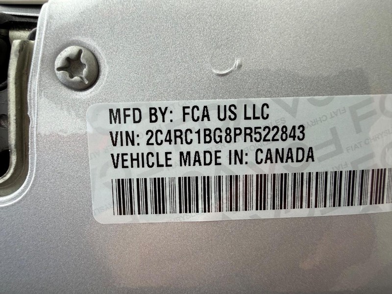 Chrysler Pacifica Vehicle Full-screen Gallery Image 27