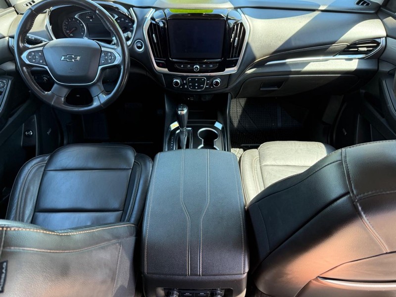 Chevrolet Traverse Vehicle Full-screen Gallery Image 14