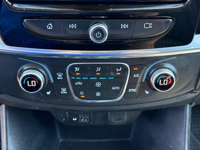 Chevrolet Traverse Vehicle Full-screen Gallery Image 22
