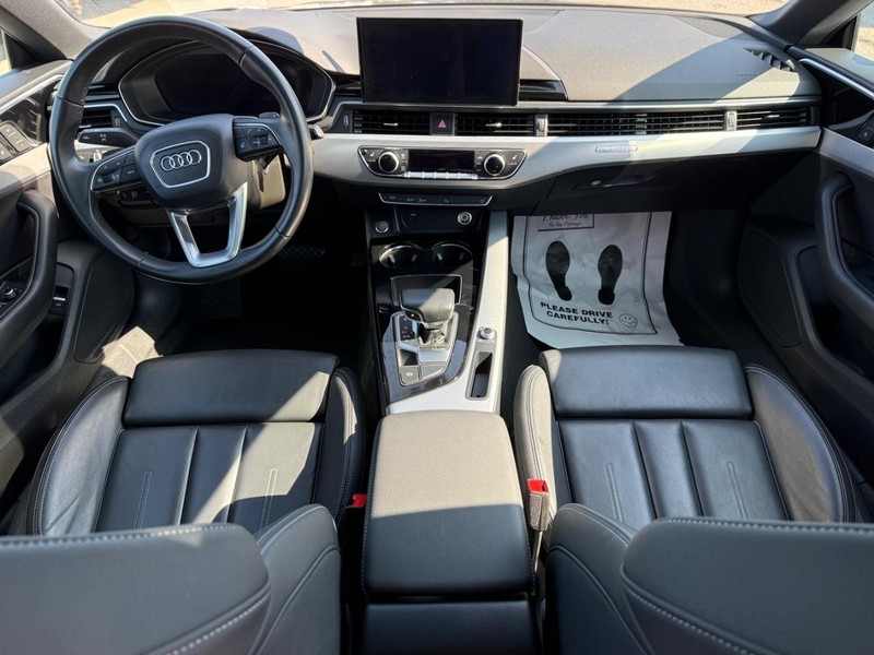 Audi A5 Sportback Vehicle Full-screen Gallery Image 13