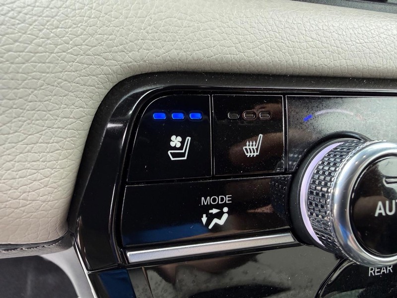 Honda Passport Vehicle Full-screen Gallery Image 18