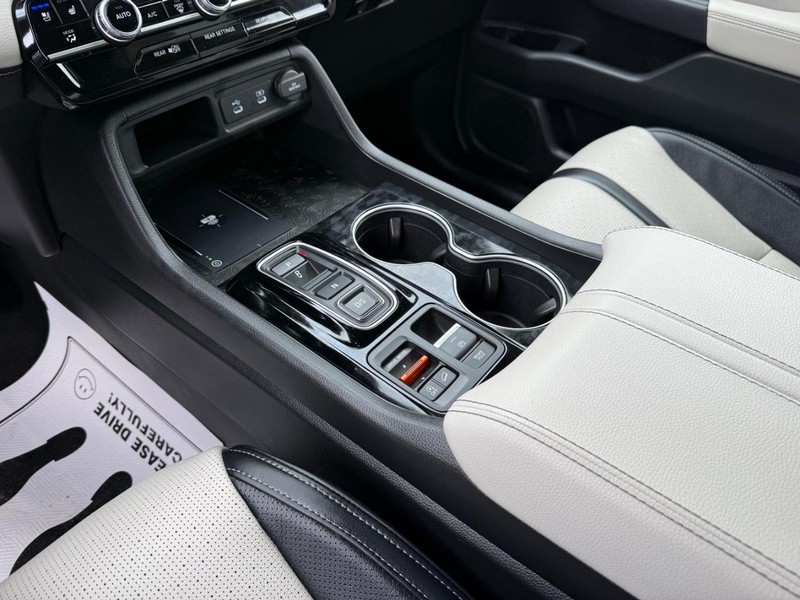 Honda Passport Vehicle Full-screen Gallery Image 22