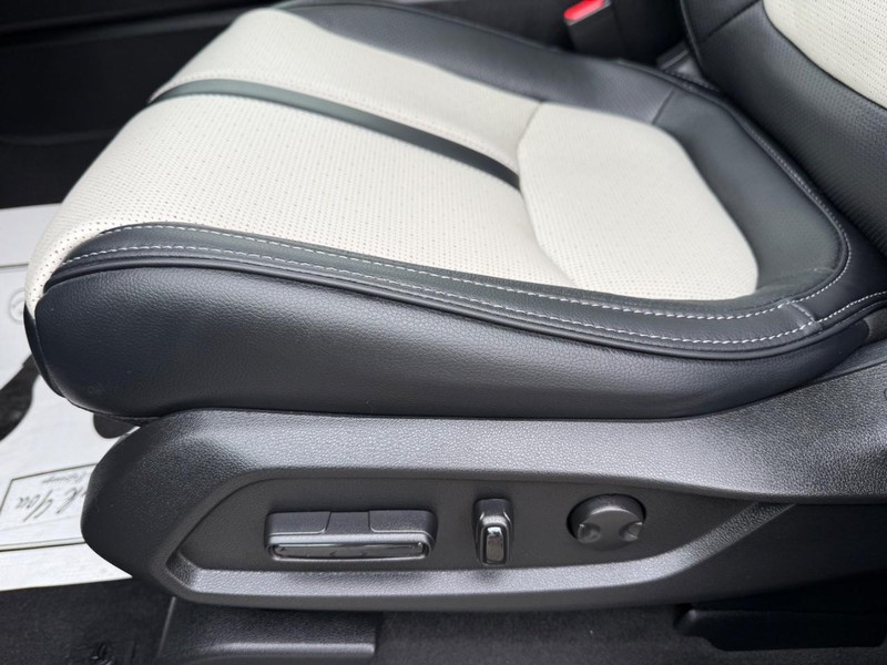 Honda Passport Vehicle Full-screen Gallery Image 28